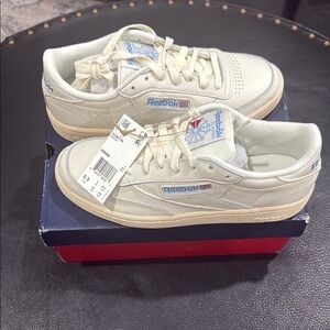 Reebok Cream Sneakers